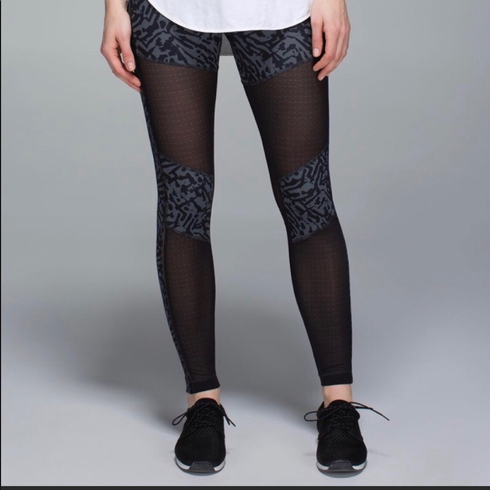 Excellent good condition lululemon mesh pants